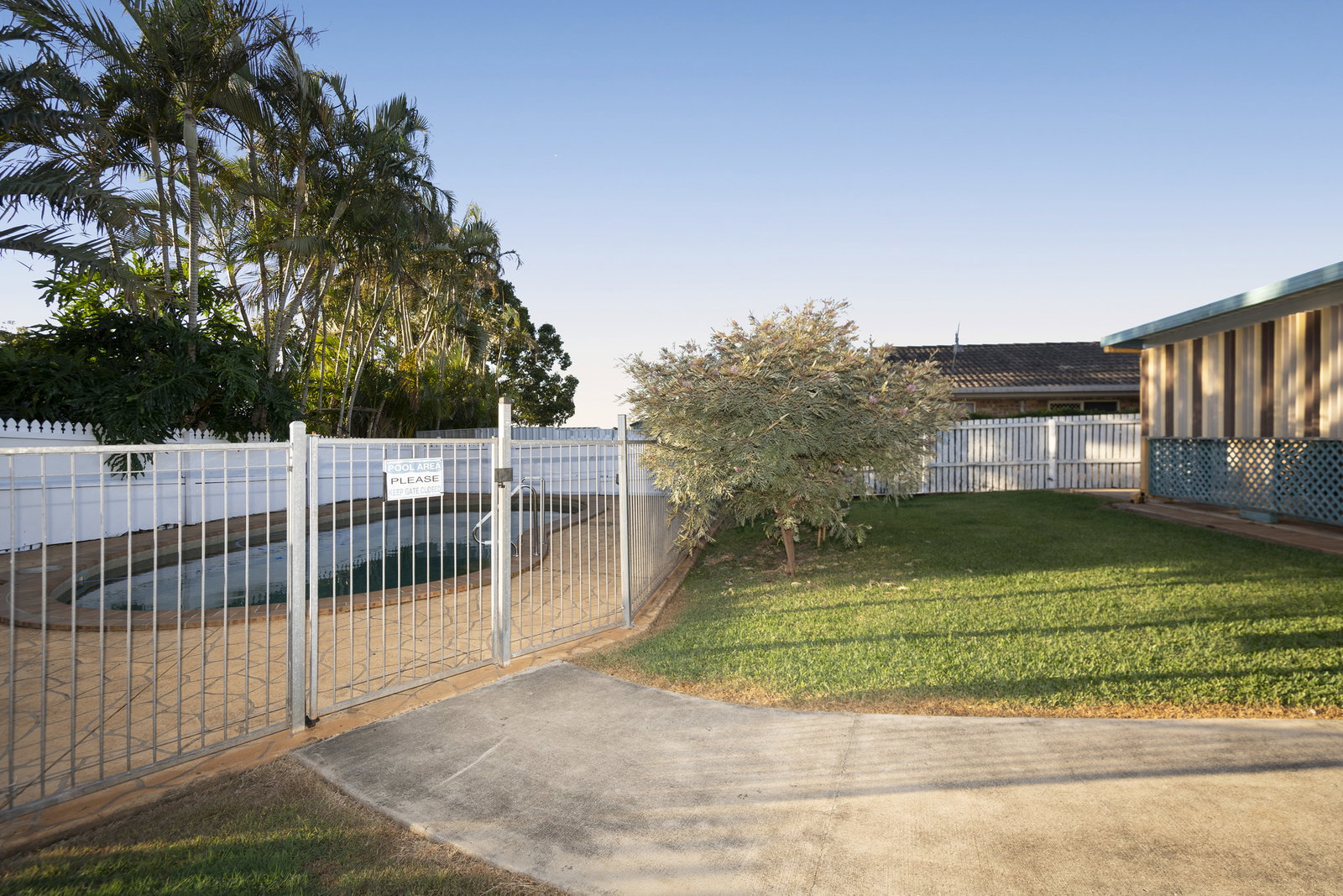 26 Swan Drive, Kalkie  QLD  4670