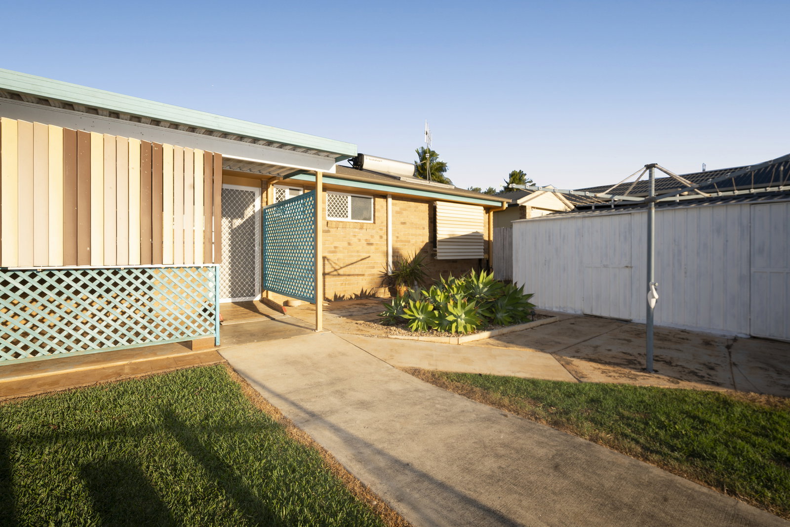26 Swan Drive, Kalkie  QLD  4670