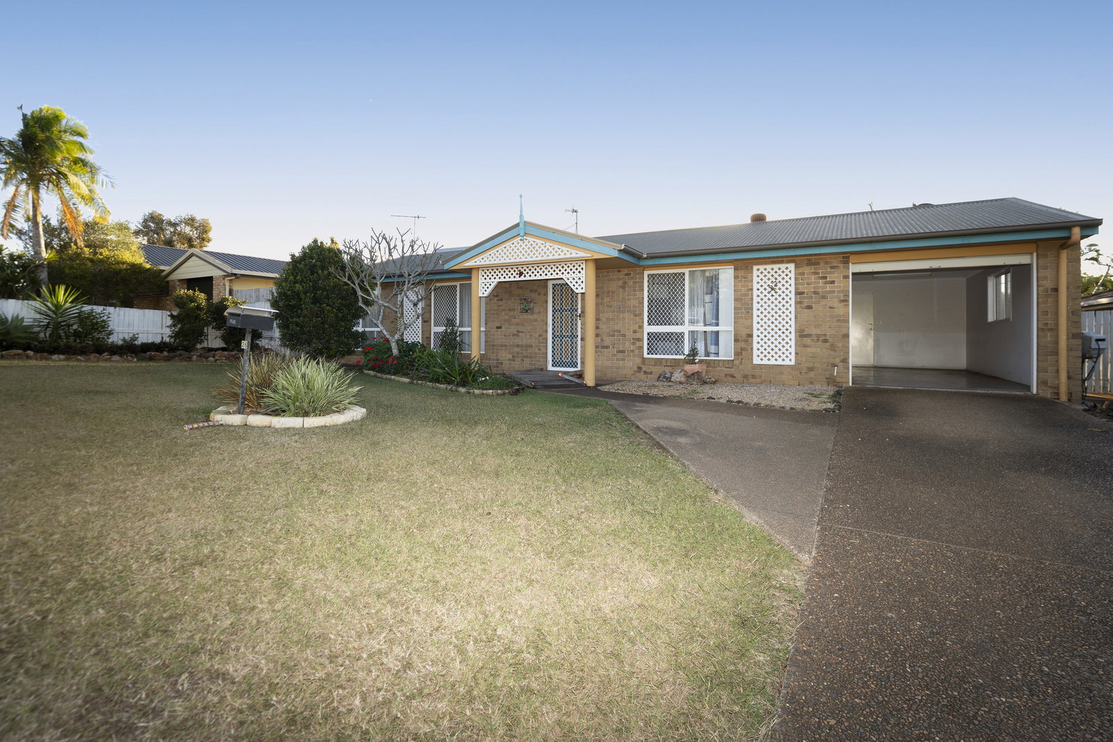 26 Swan Drive, Kalkie  QLD  4670
