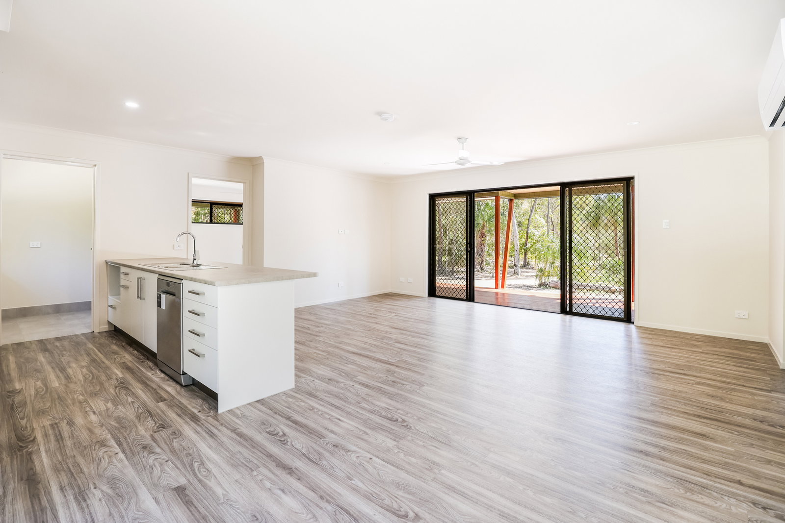 150 Fitzroy Crescent, Agnes Water  QLD  4677