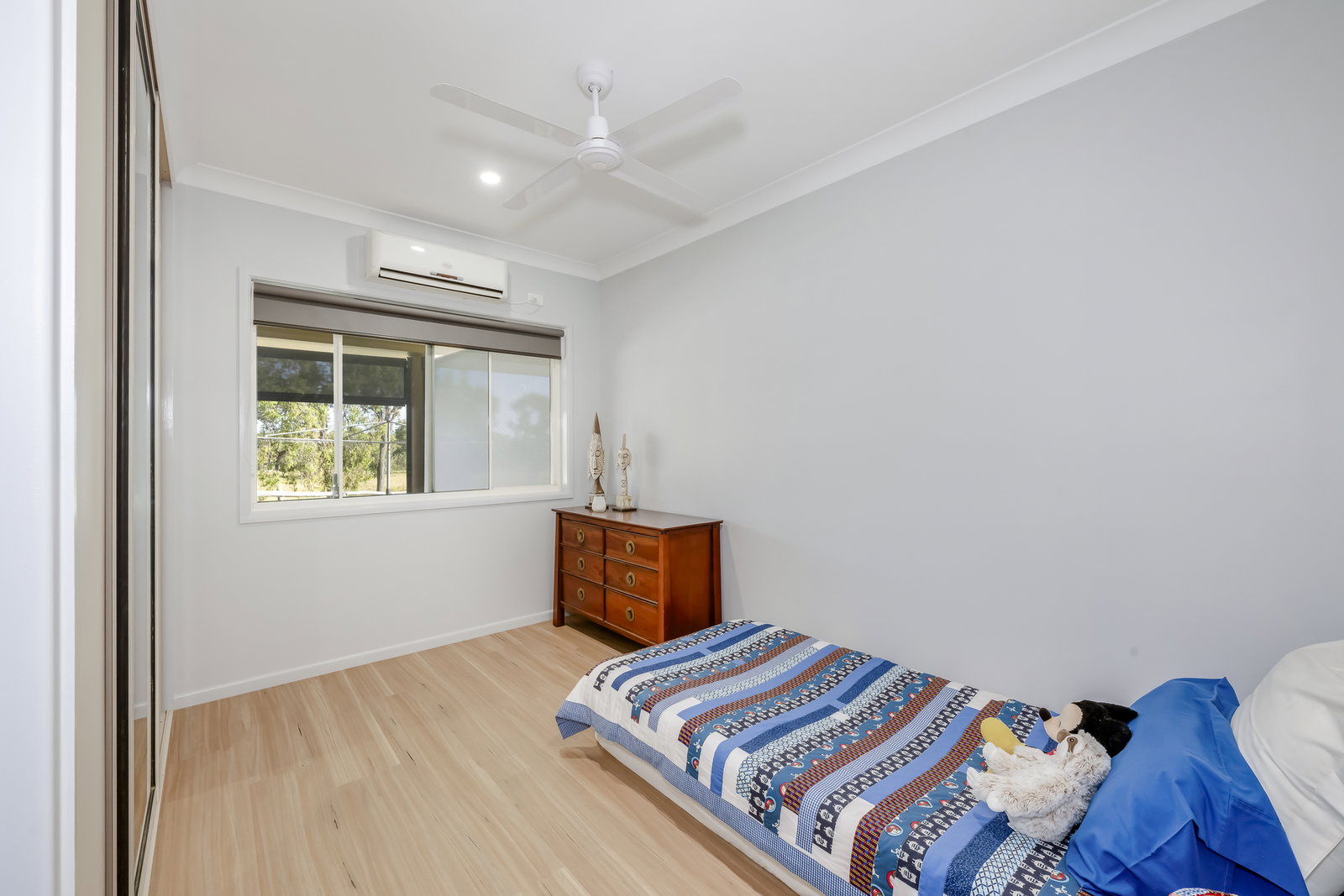 115 Woodbury Drive, South Kolan  QLD  4670