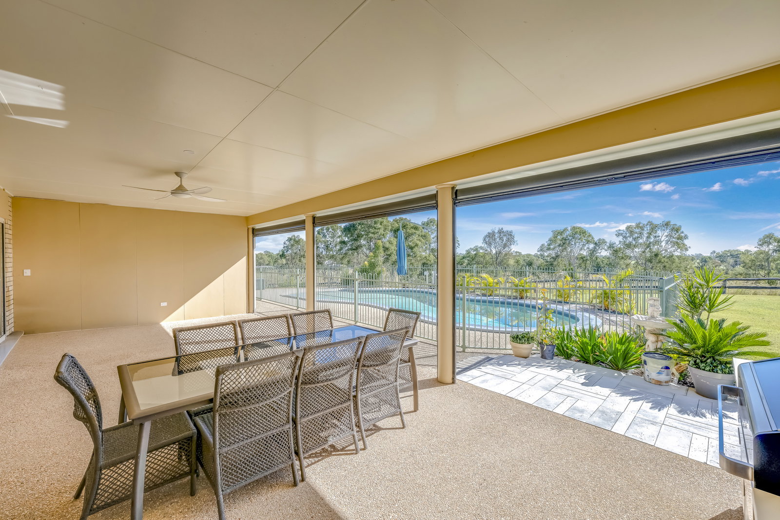 115 Woodbury Drive, South Kolan  QLD  4670