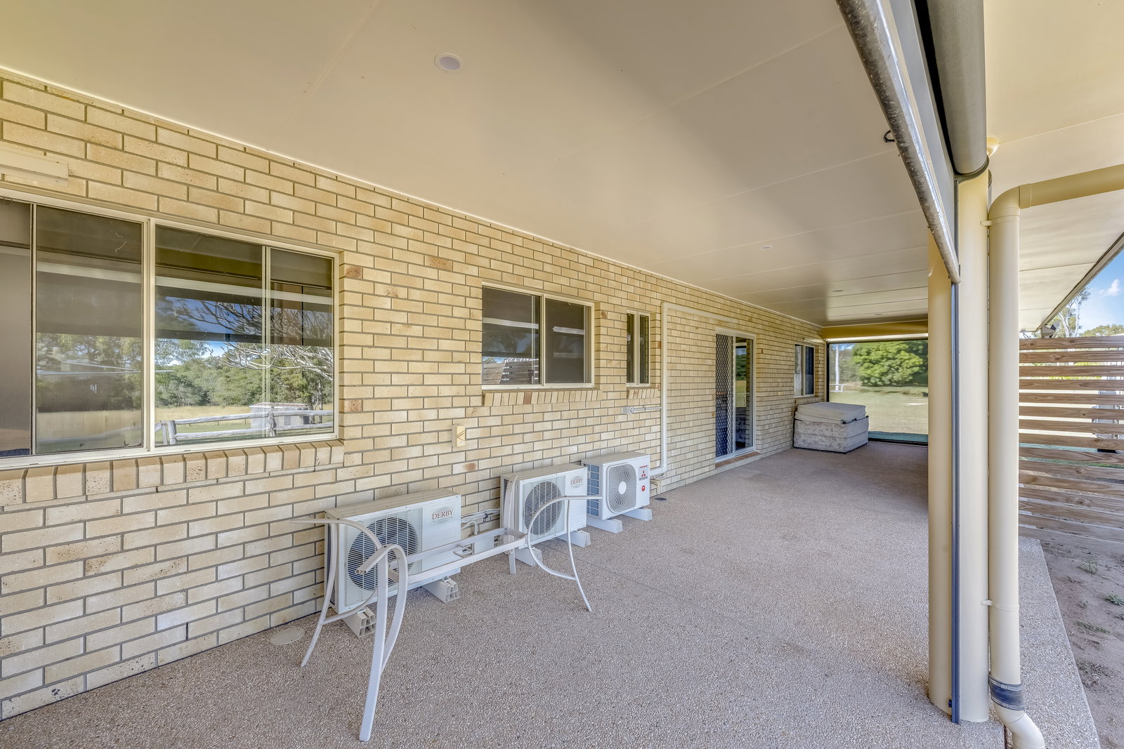 115 Woodbury Drive, South Kolan  QLD  4670