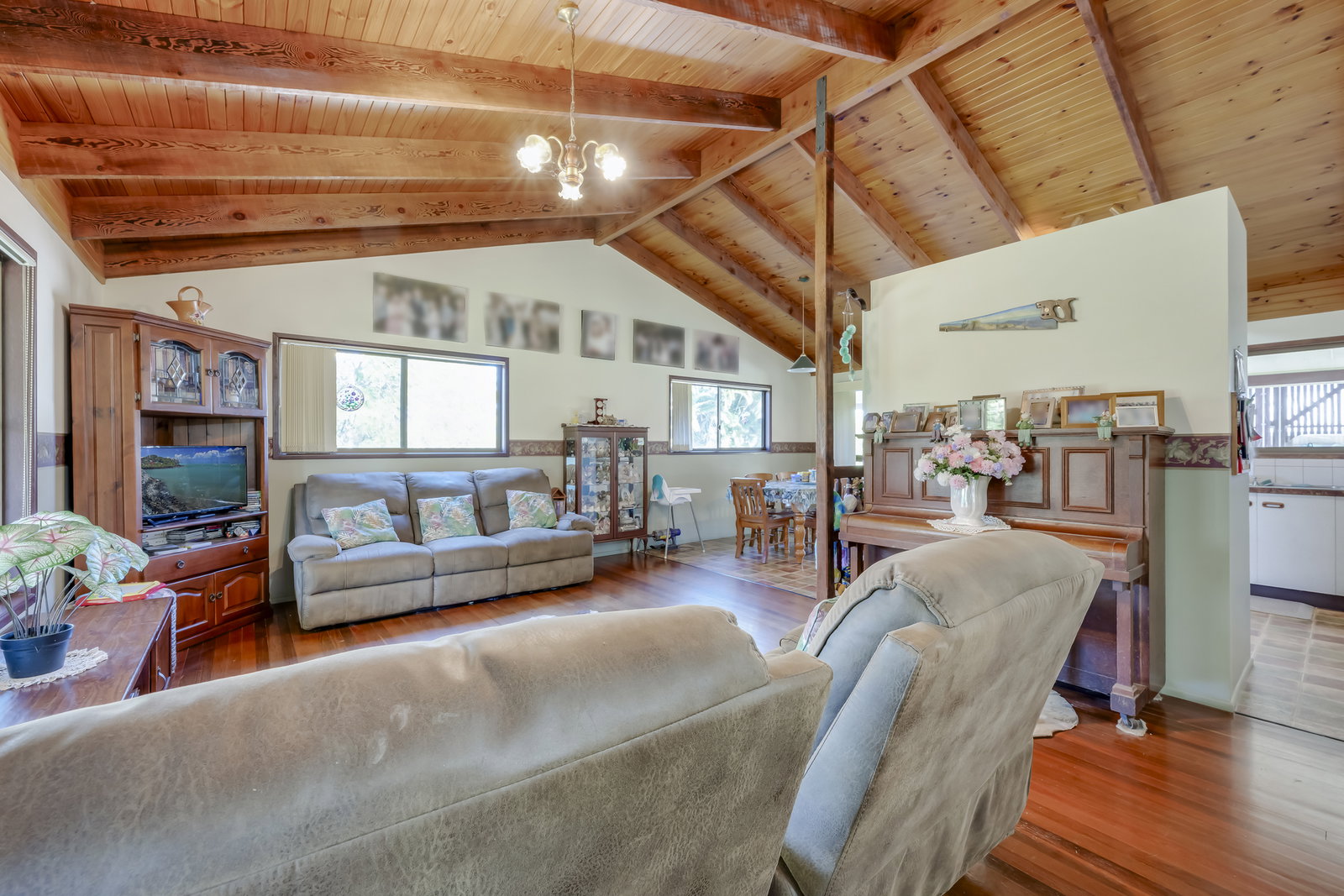 382 Quinns Road, Moorland  QLD  4670