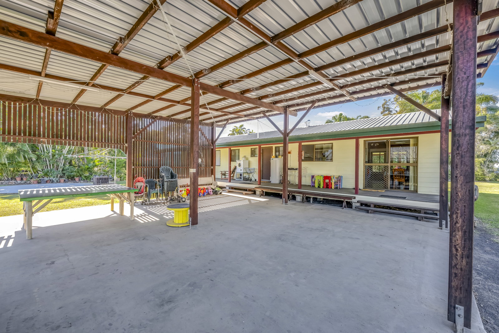382 Quinns Road, Moorland  QLD  4670