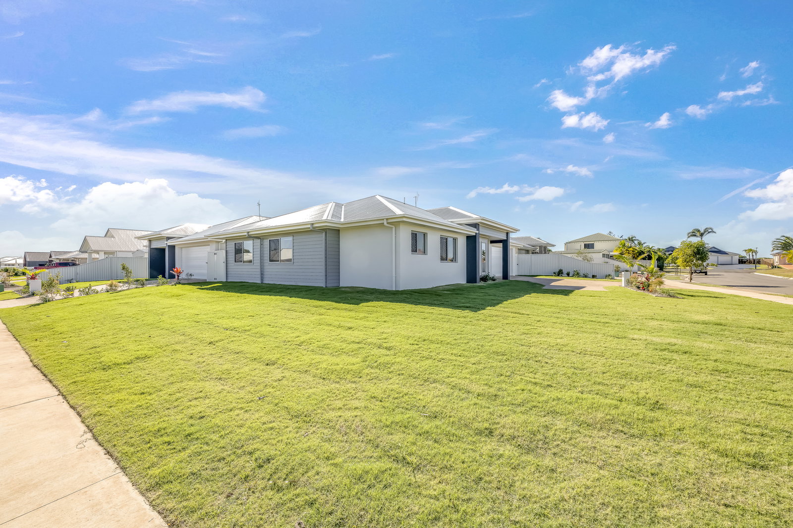 43 Golf View, Coral Cove  QLD  4670