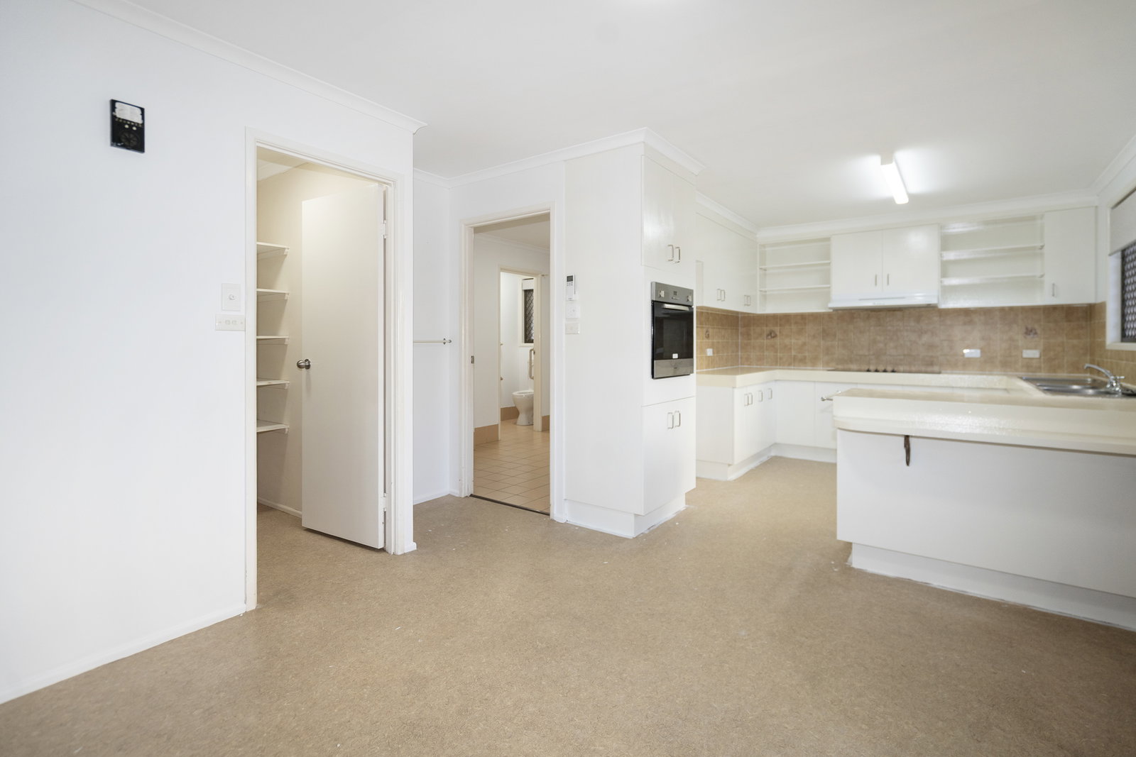81 Boundary Street, Walkervale  QLD  4670