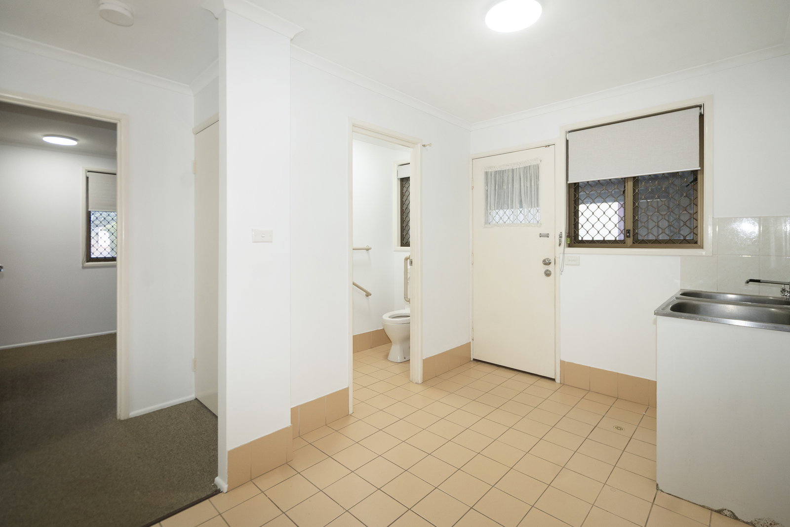 81 Boundary Street, Walkervale  QLD  4670