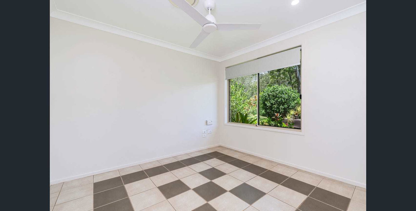 17 Fourth Avenue, Maaroom  QLD  4650