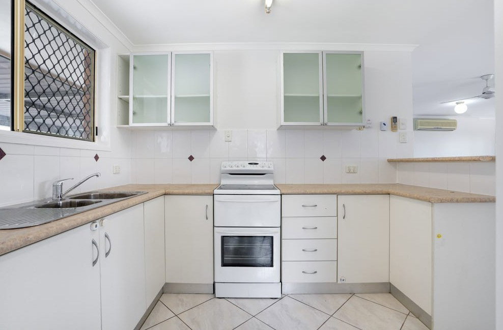 49 Keppel Avenue, Clinton  QLD  4680