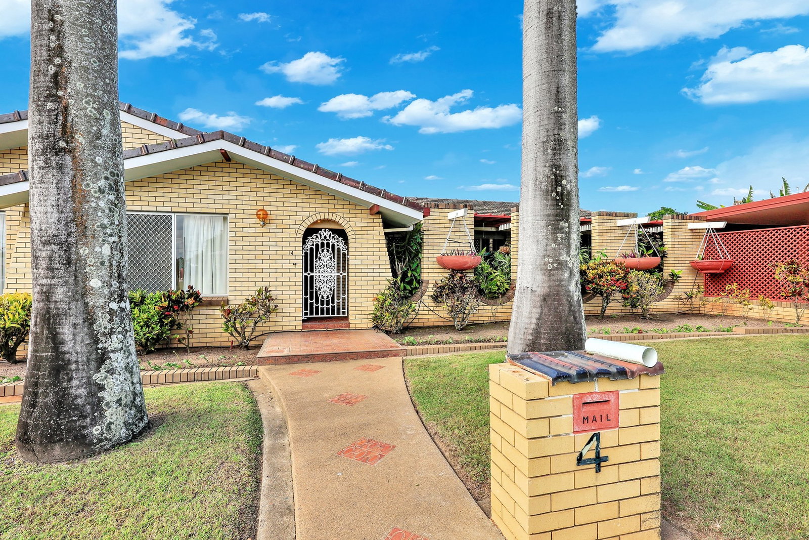 4 Frauca Street, Kepnock  QLD  4670