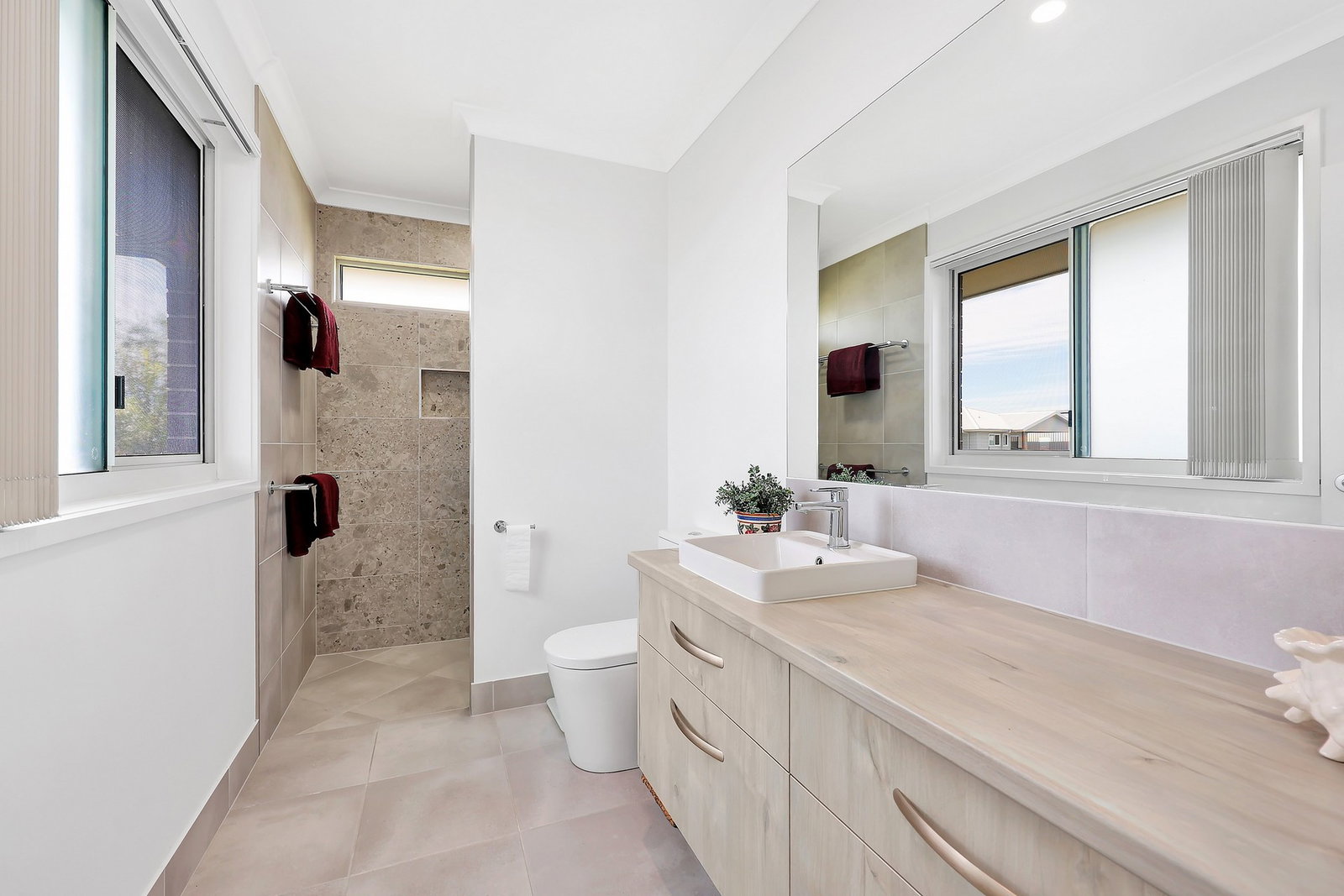 18 Lady Musgrave Drive, Innes Park  QLD  4670