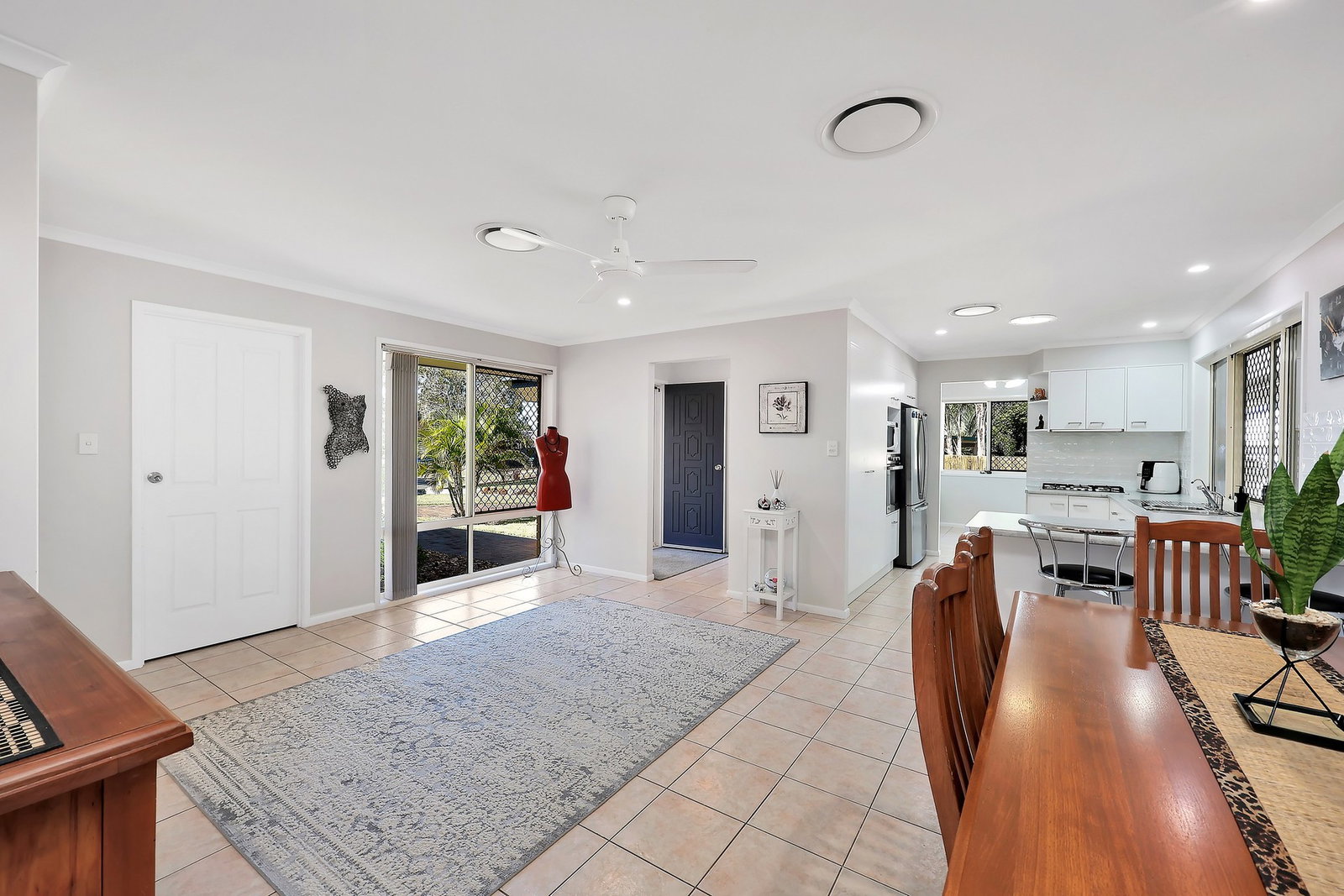4 Solander Street, Bargara  QLD  4670