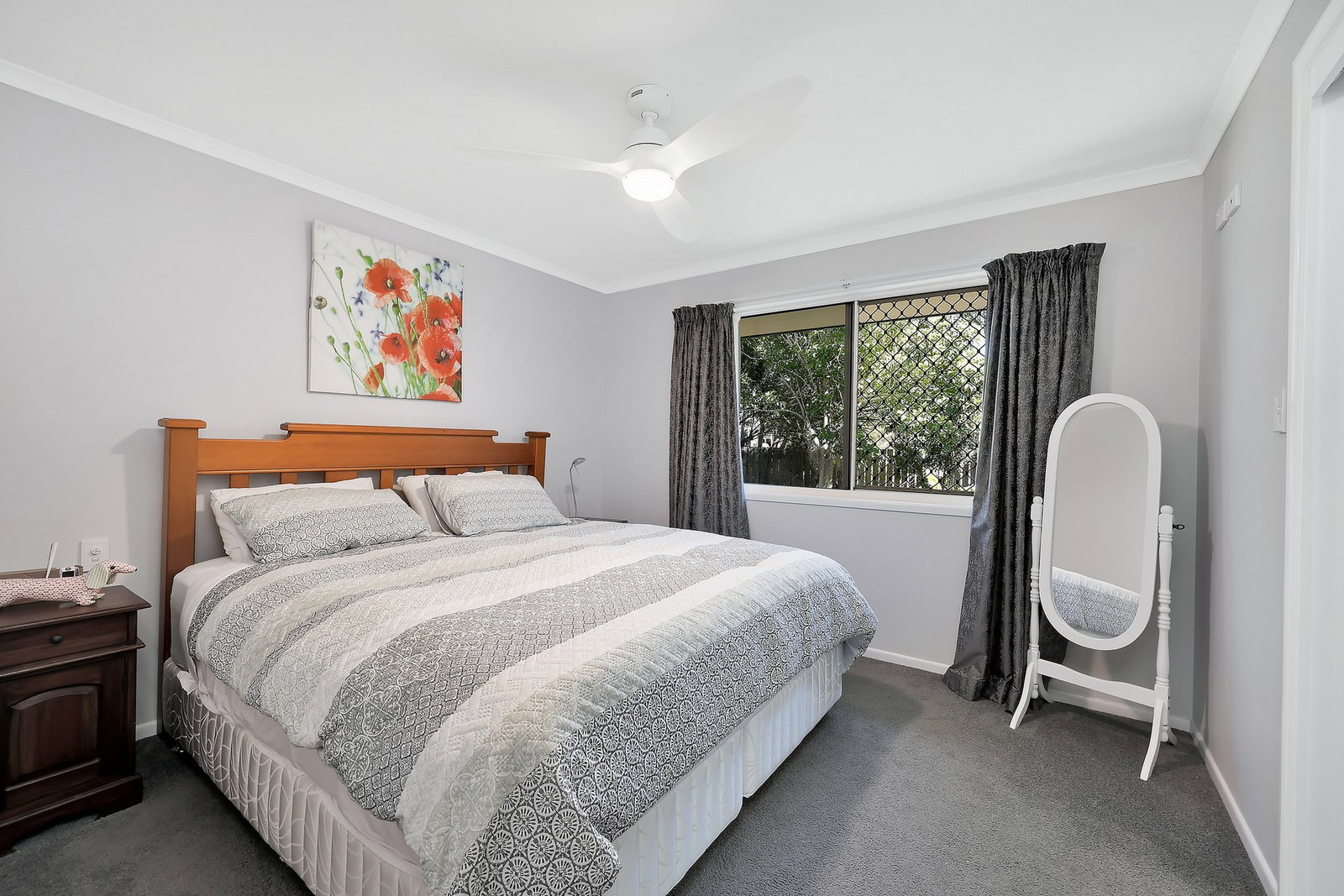 4 Solander Street, Bargara  QLD  4670