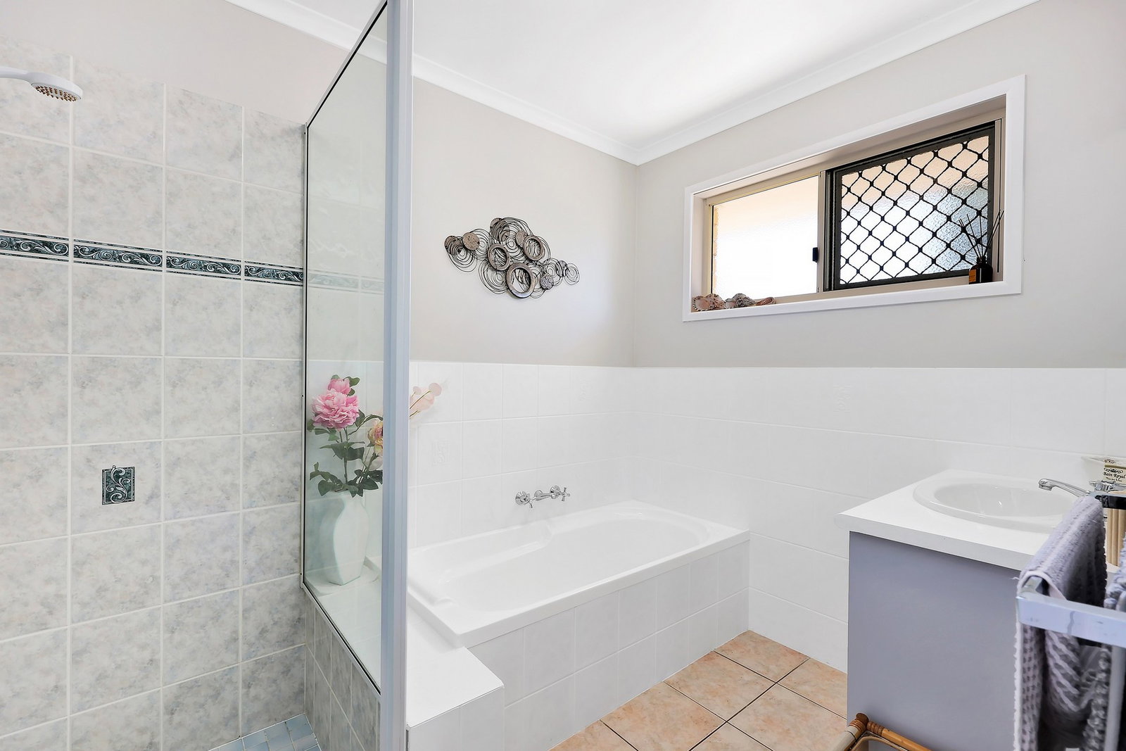 4 Solander Street, Bargara  QLD  4670