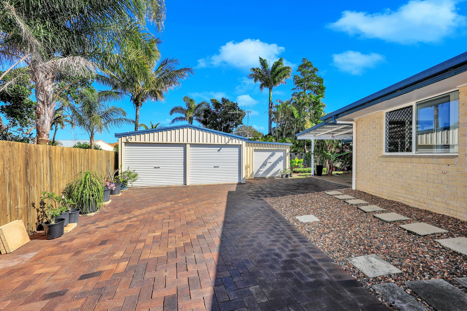 4 Solander Street, Bargara  QLD  4670