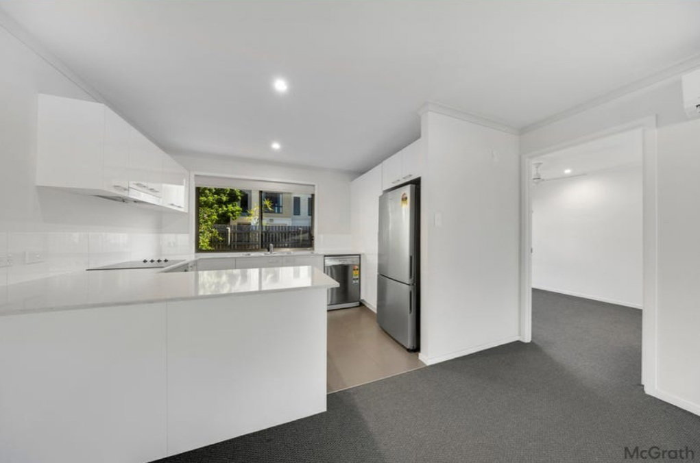 6/23 Roberts Street, South Gladstone  QLD  4680