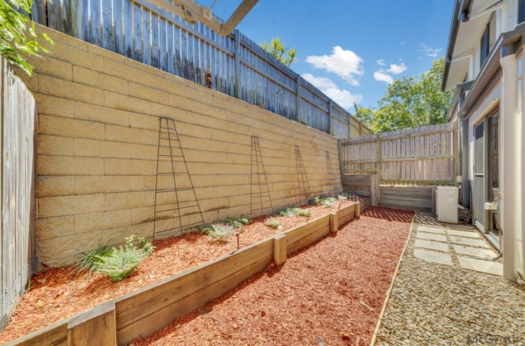 6/23 Roberts Street, South Gladstone  QLD  4680