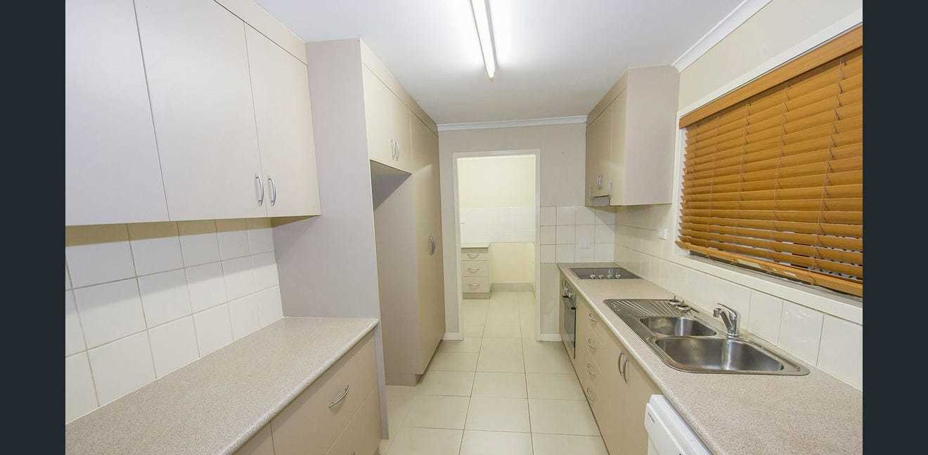 49 Aramac Drive, Clinton  QLD  4680