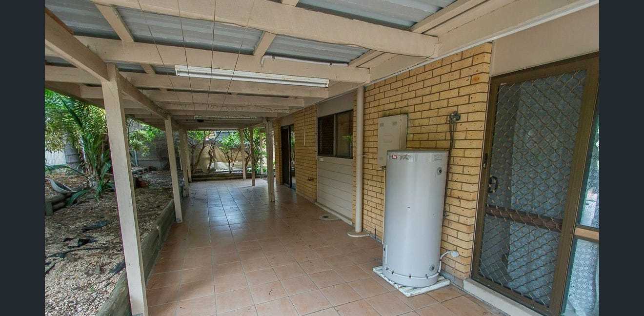 49 Aramac Drive, Clinton  QLD  4680
