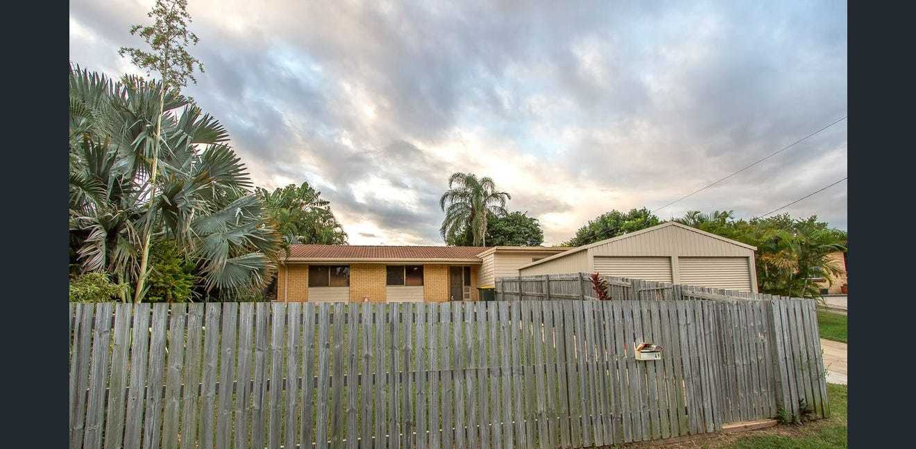 49 Aramac Drive, Clinton  QLD  4680