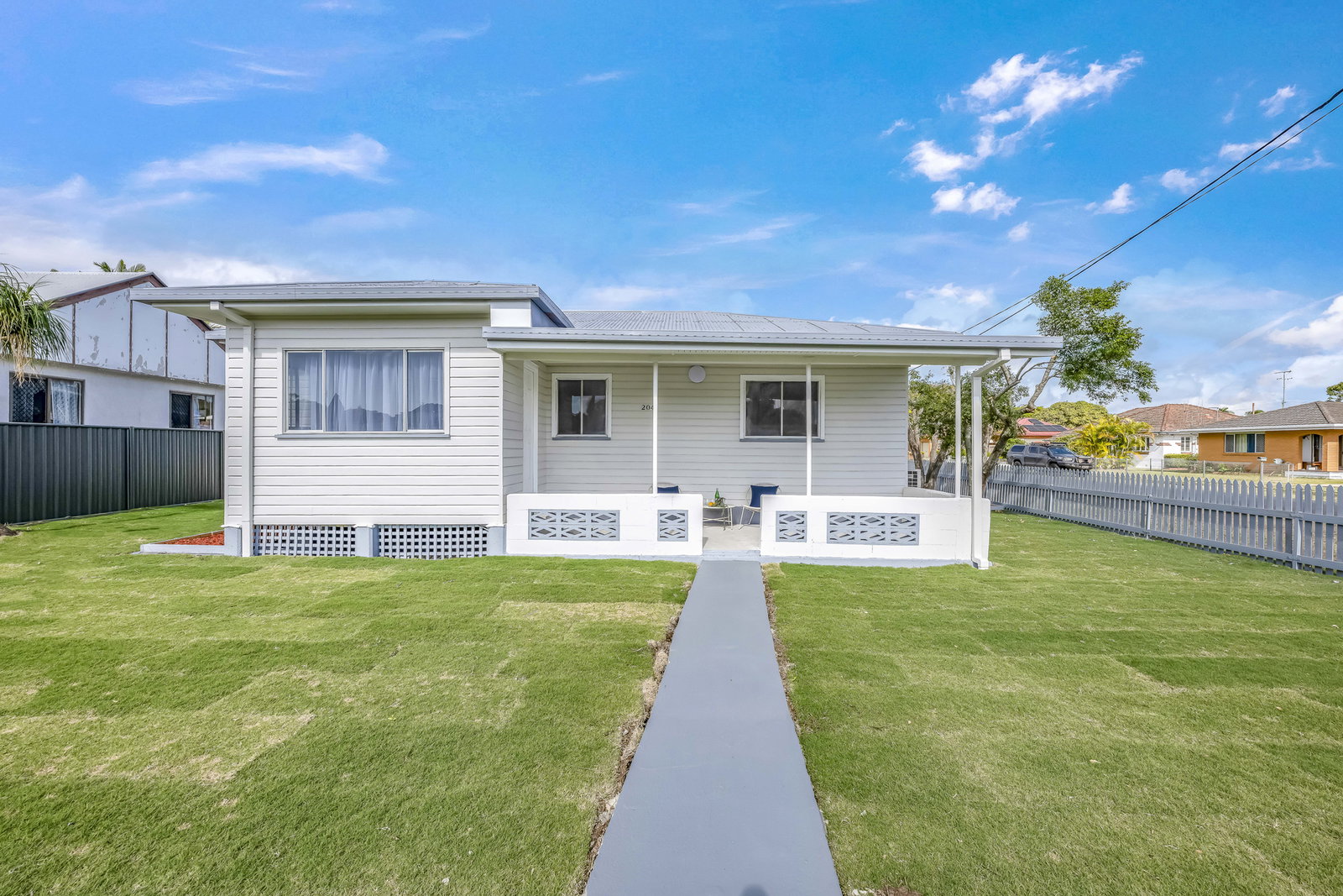 204 Walker Street, Svensson Heights  QLD  4670