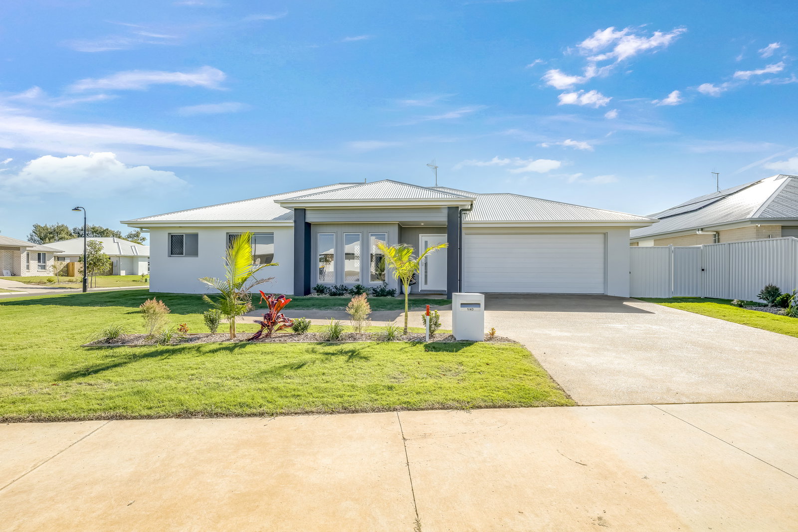 43 Golf View Drive, Coral Cove  QLD  4670