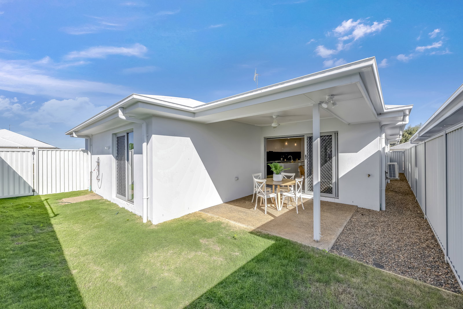 43 Golf View Drive, Coral Cove  QLD  4670