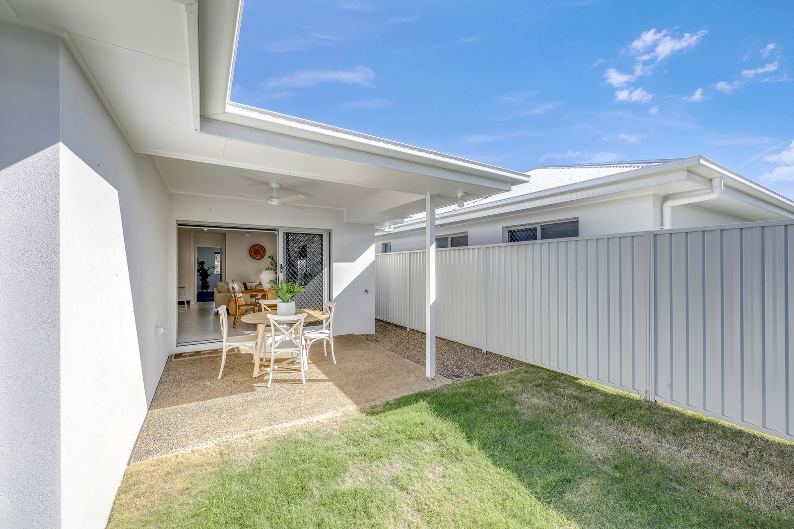 43 Golf View Drive, Coral Cove  QLD  4670