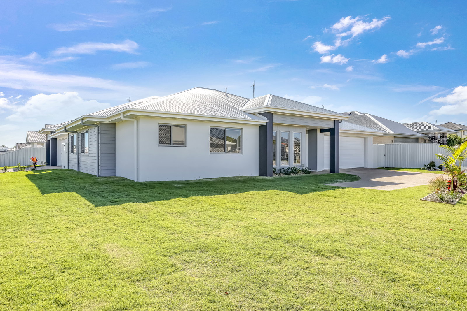 43 Golf View Drive, Coral Cove  QLD  4670