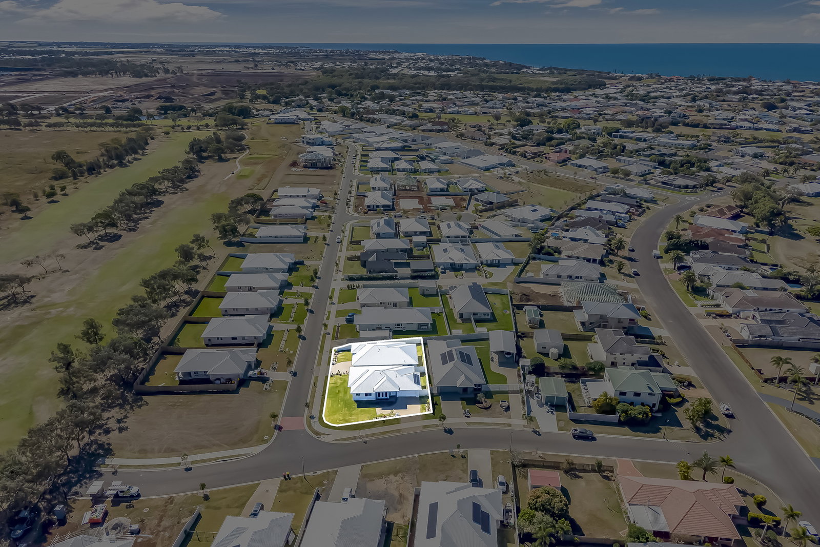 43 Golf View Drive, Coral Cove  QLD  4670