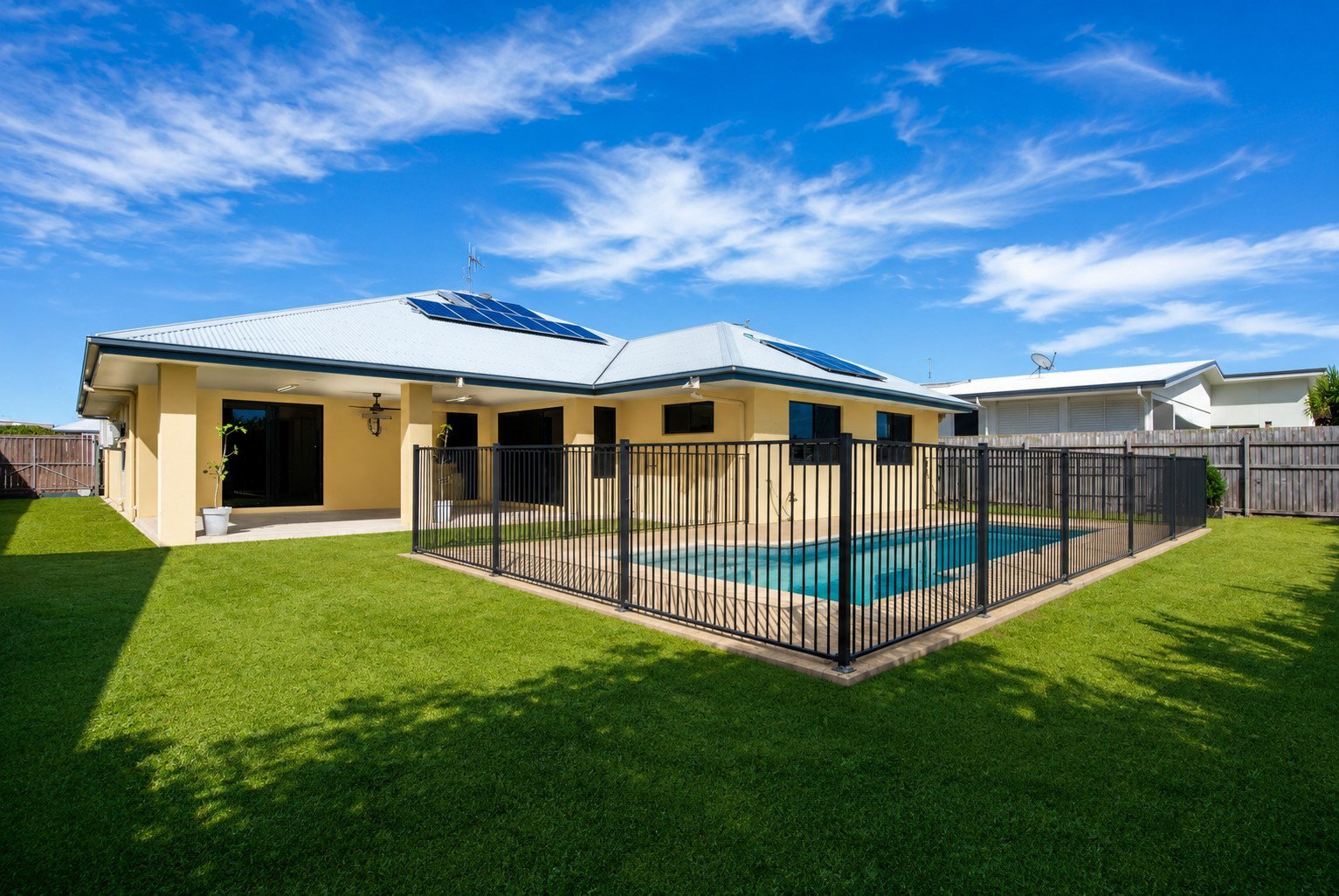18 Chantilly Street, Bargara  QLD  4670