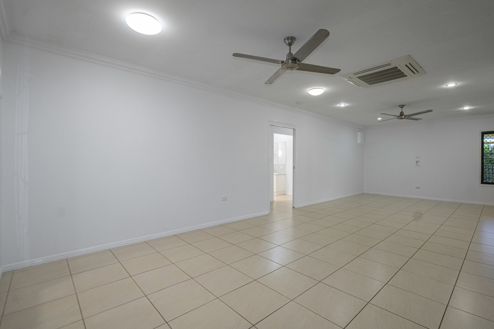 18 Chantilly Street, Bargara  QLD  4670