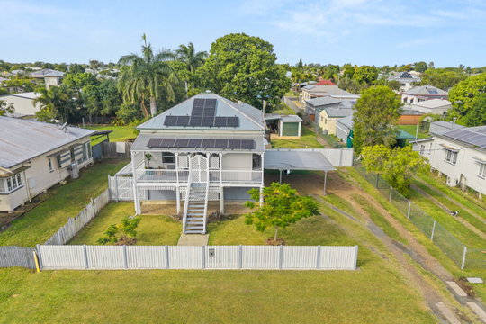 11 James Street, Maryborough  QLD  4650