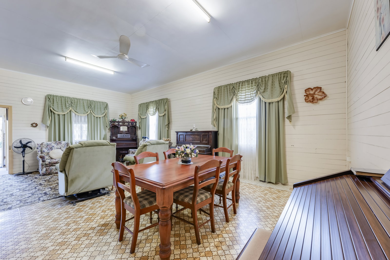 1884 Gin Gin Road, South Kolan  QLD  4670