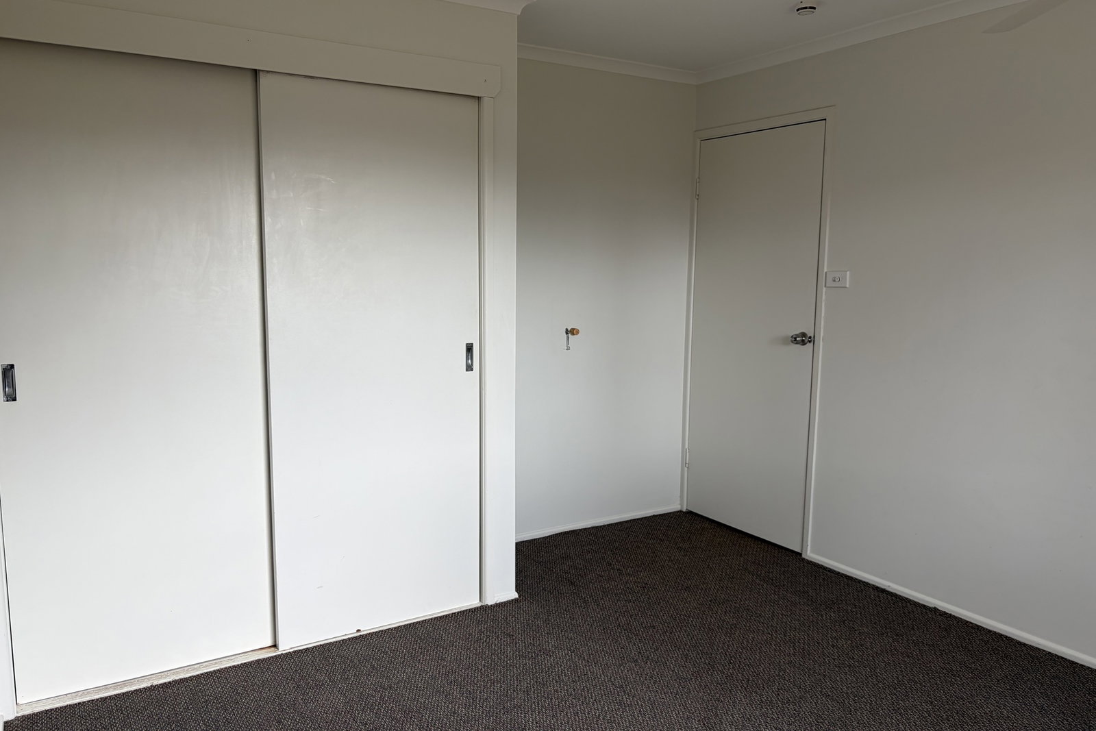 6 Saturn Crescent, Telina  QLD  4680