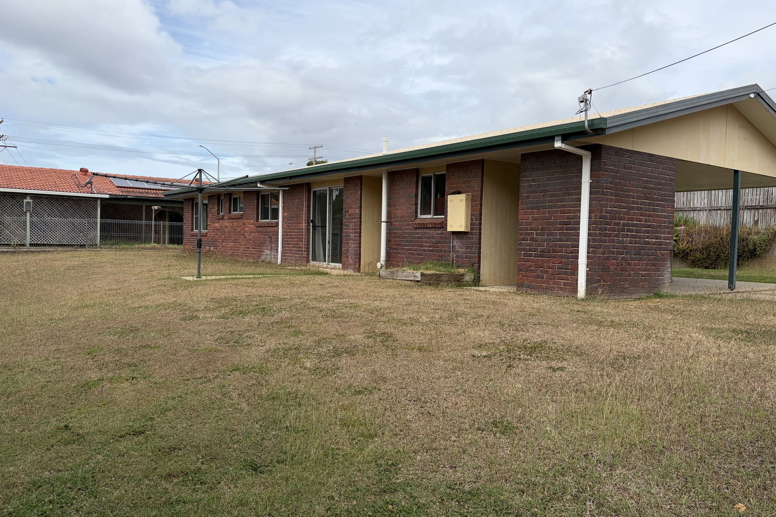 6 Saturn Crescent, Telina  QLD  4680