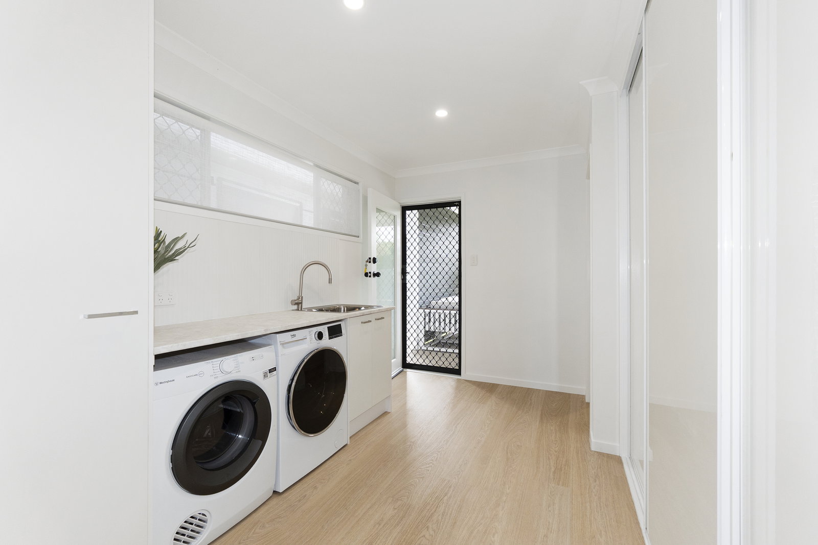 1A Thorburn Street, Svensson Heights  QLD  4670