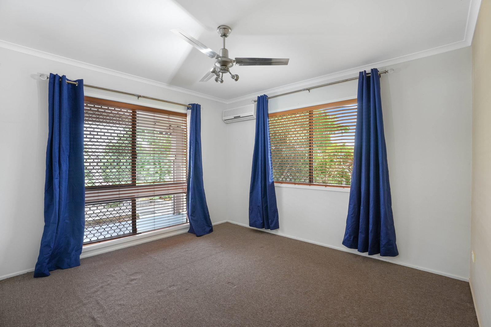 38 Herbertson Street, West Gladstone  QLD  4680