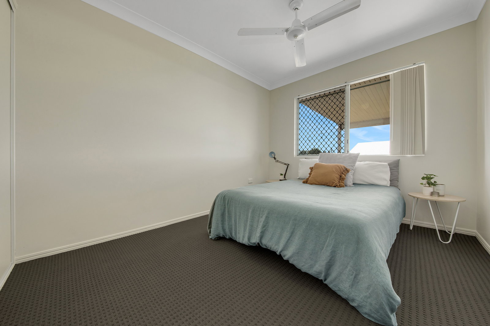 6 Saxonvale Court, New Auckland  QLD  4680