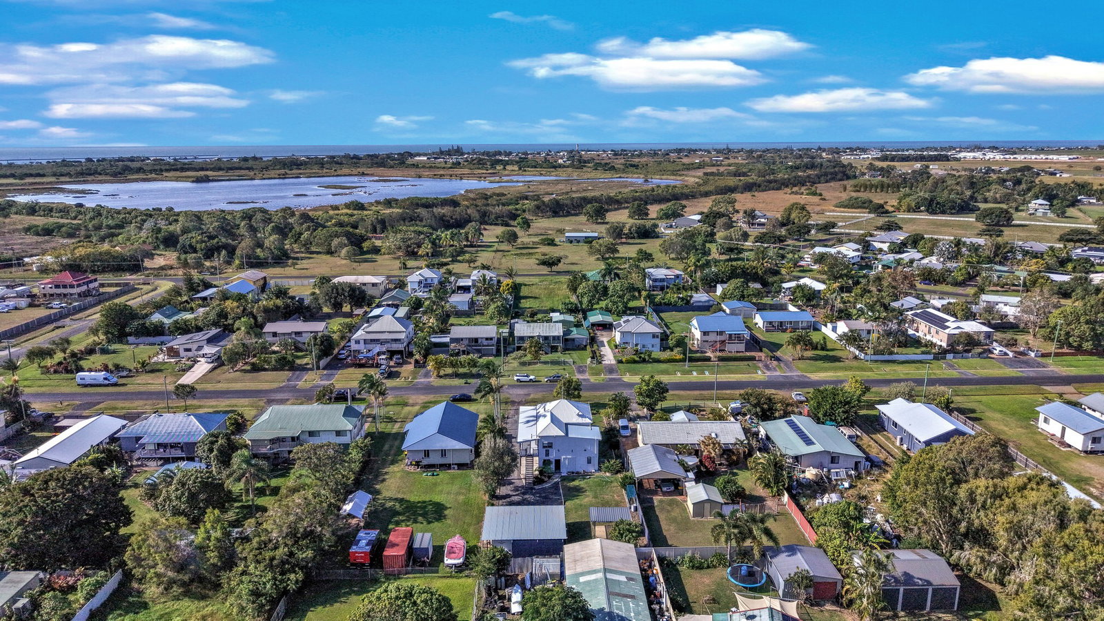 16 Doctor Street, Burnett Heads  QLD  4670