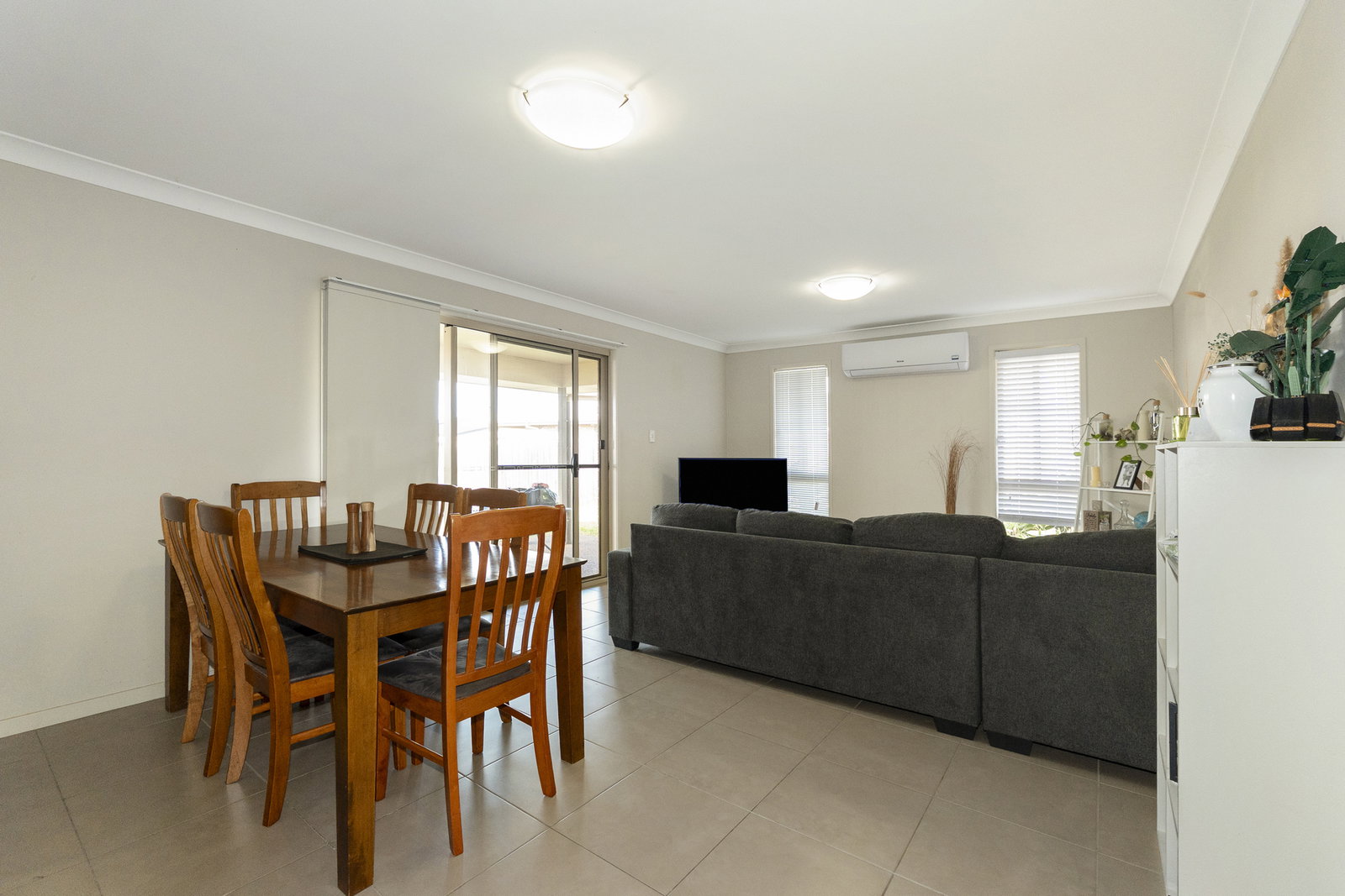 5 Hintz Street, Branyan  QLD  4670