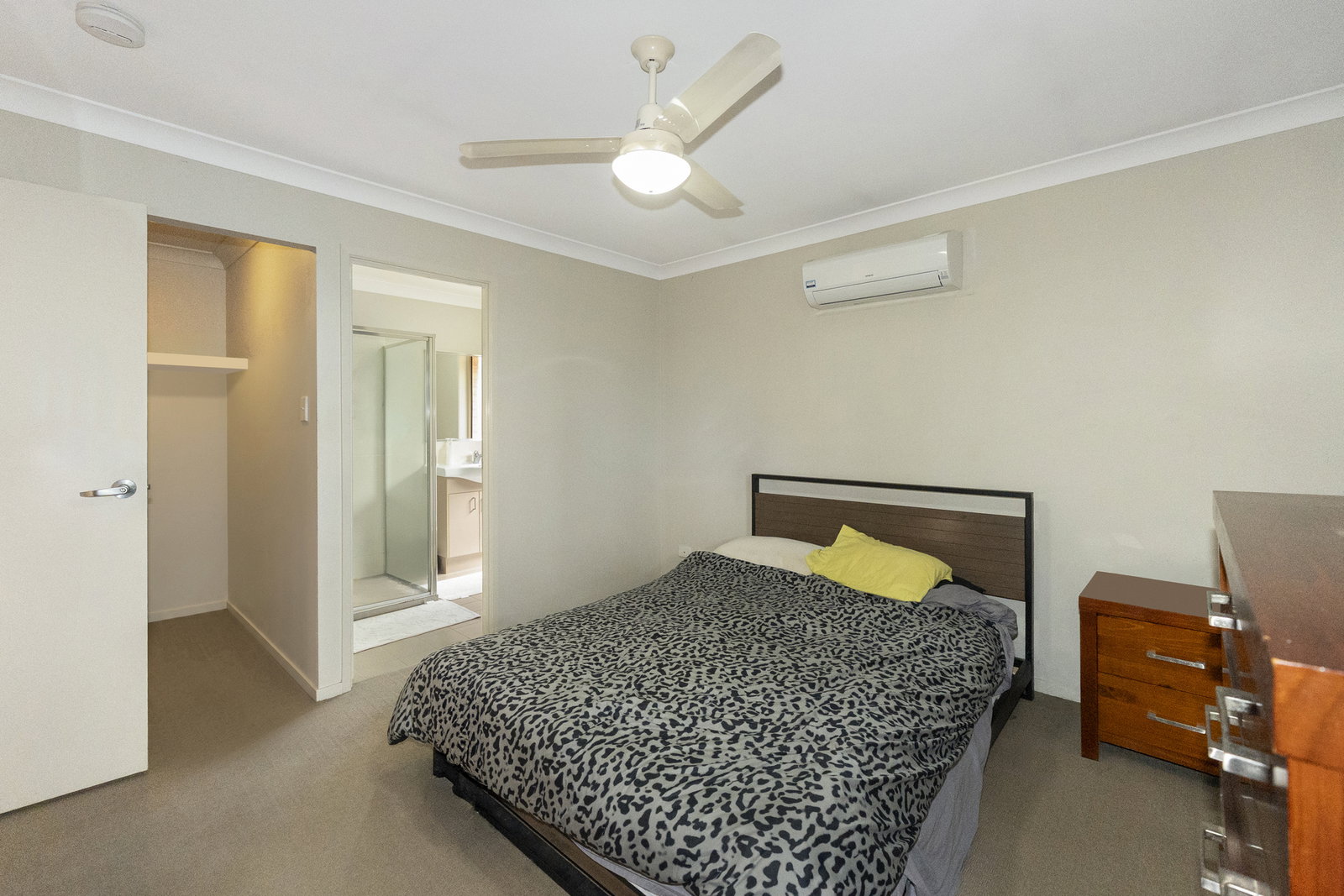 5 Hintz Street, Branyan  QLD  4670
