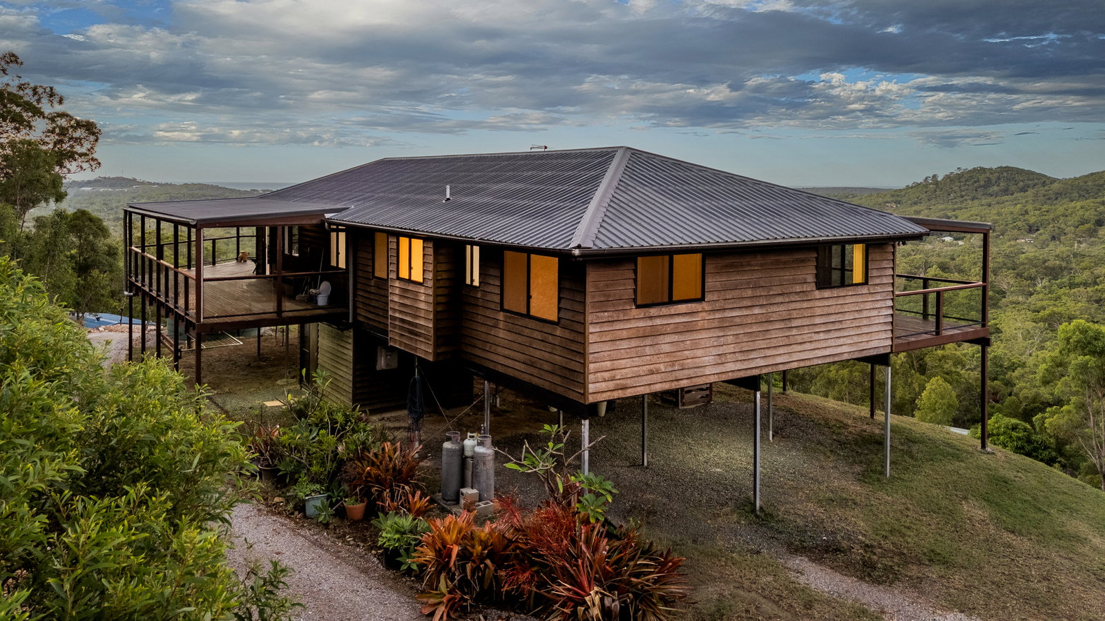 124 Josefski Road, Agnes Water  QLD  4677