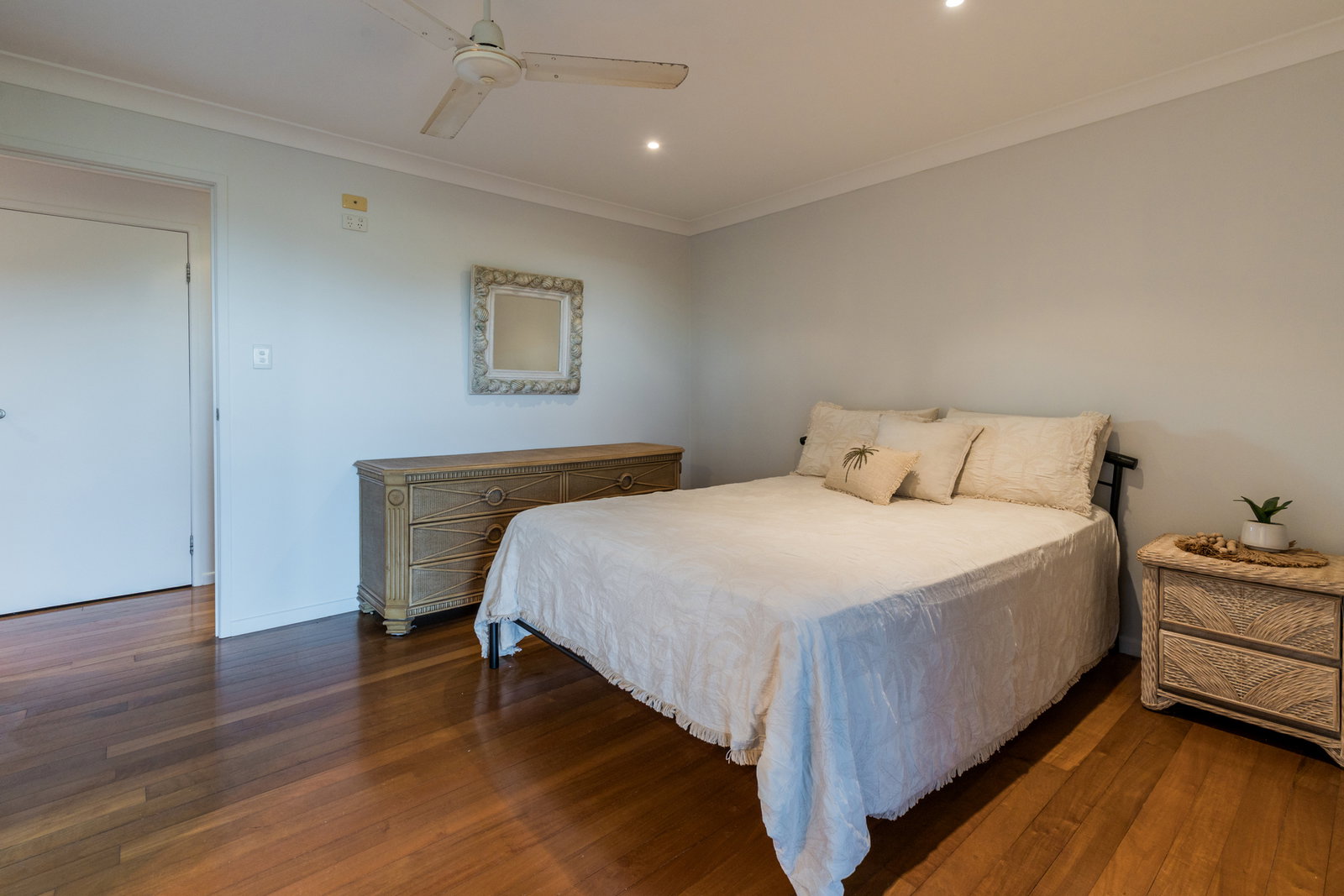 124 Josefski Road, Agnes Water  QLD  4677