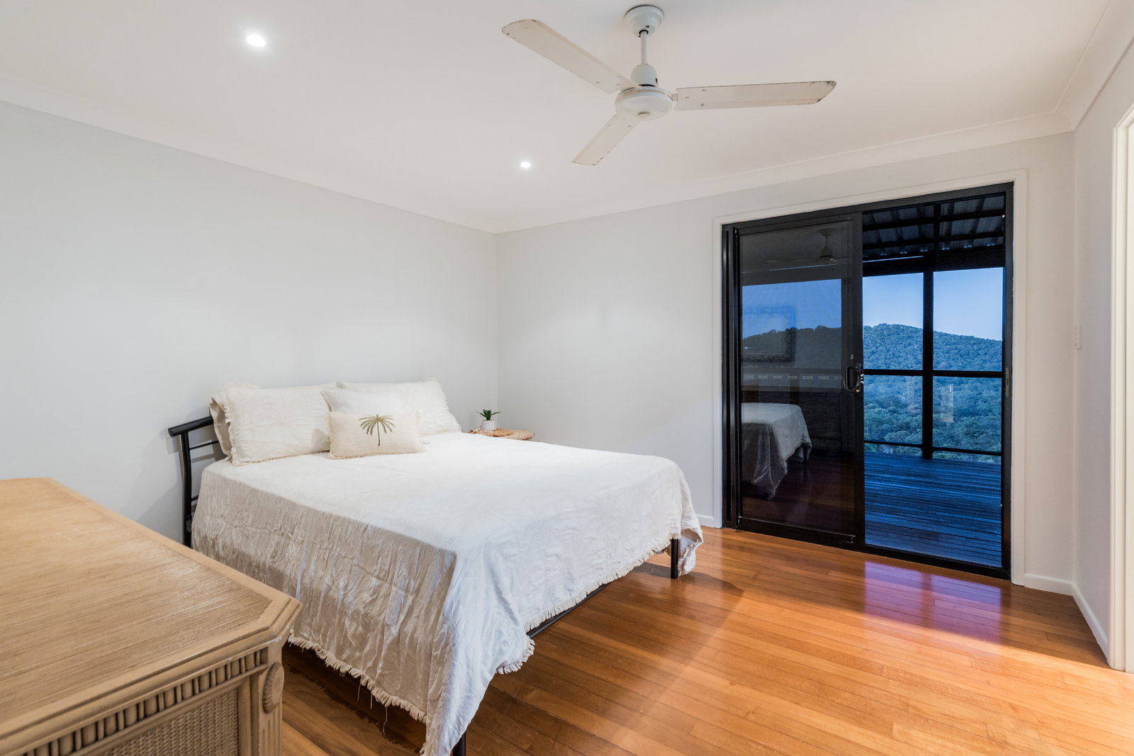 124 Josefski Road, Agnes Water  QLD  4677