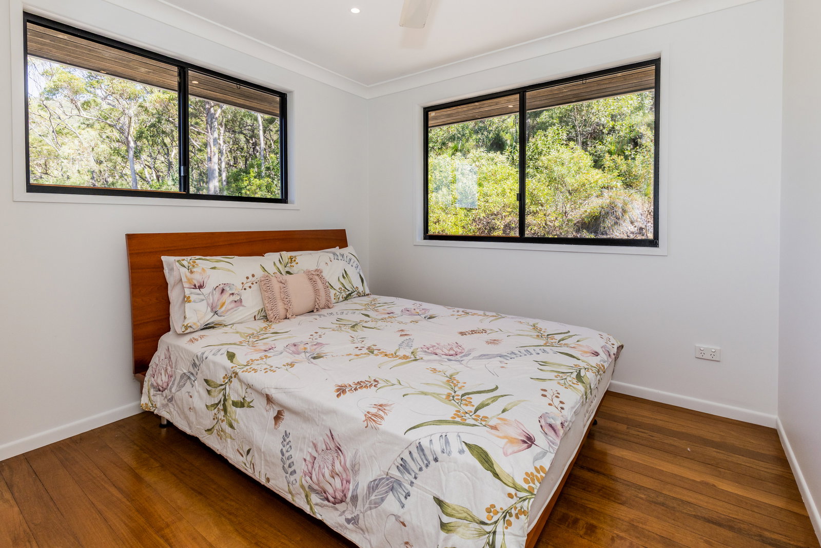124 Josefski Road, Agnes Water  QLD  4677