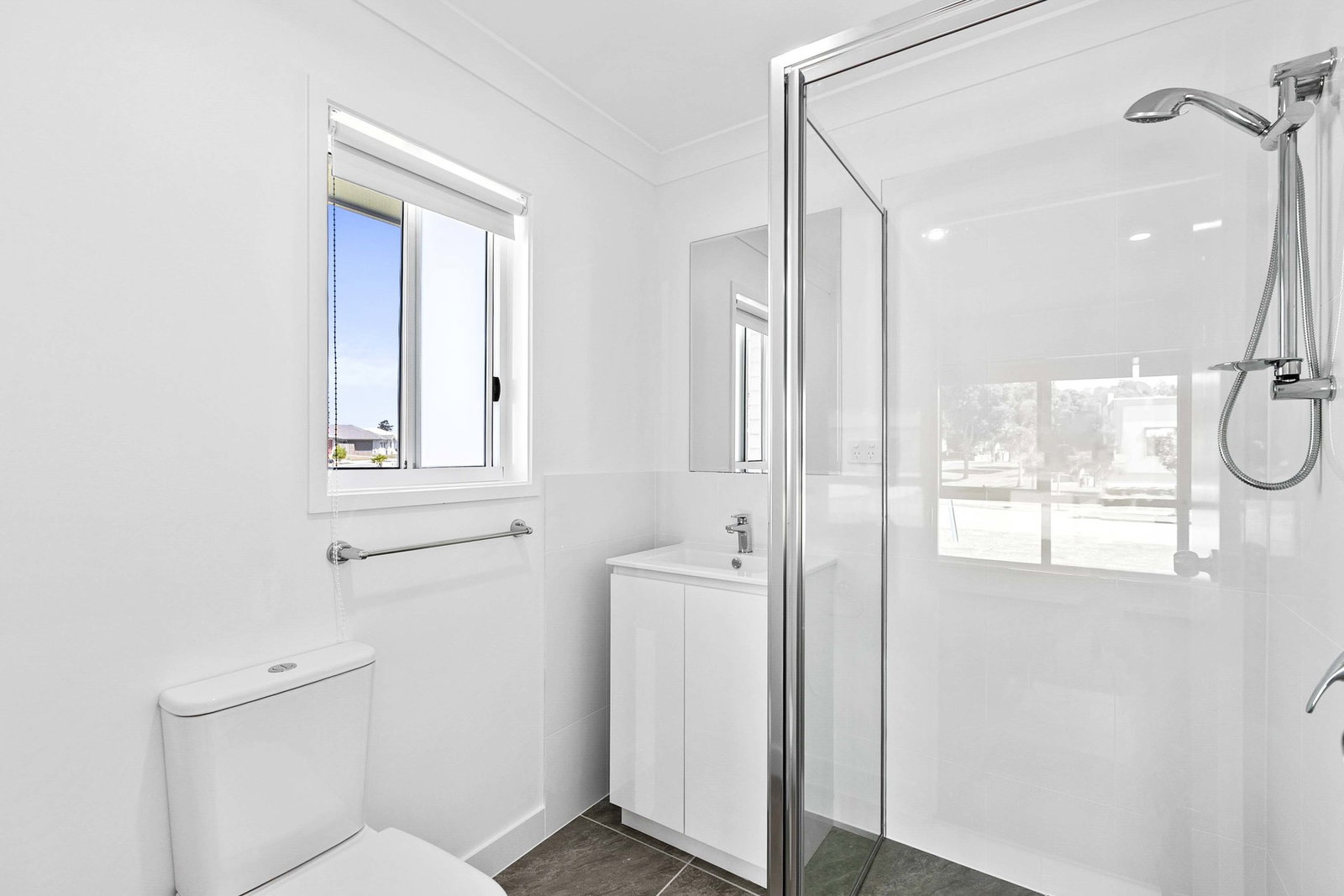 2 Harmony Avenue, Urraween  QLD  4655