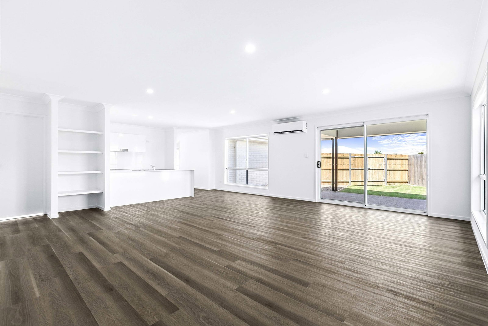 2 Harmony Avenue, Urraween  QLD  4655
