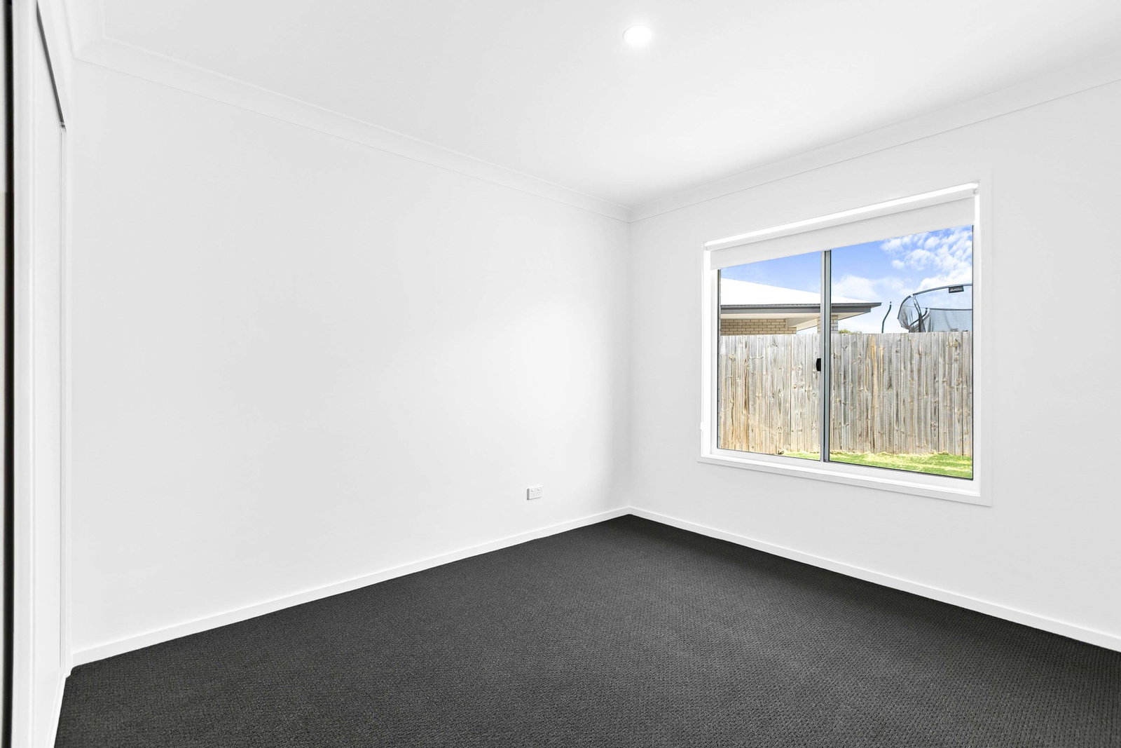 2 Harmony Avenue, Urraween  QLD  4655